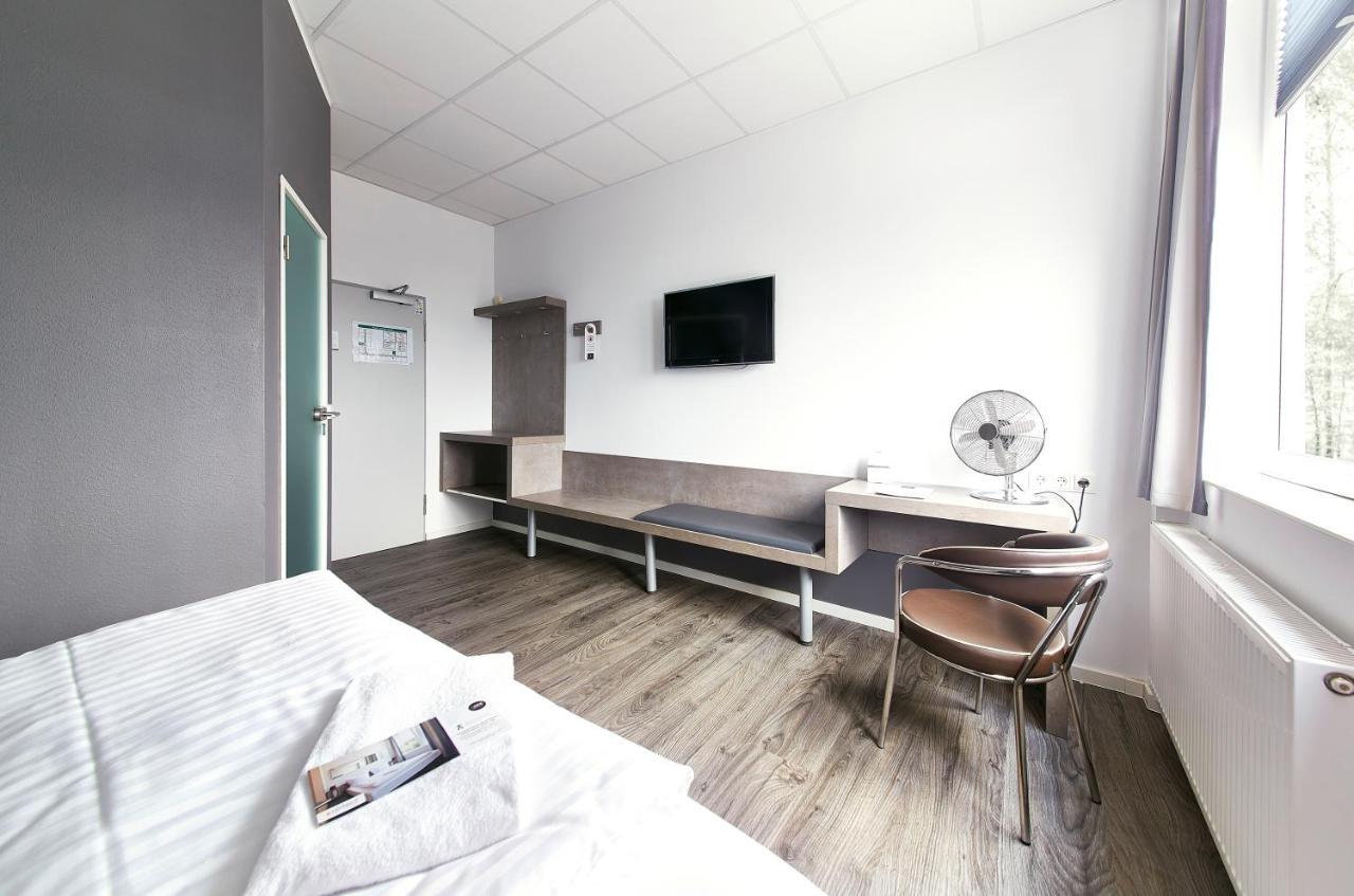 Road House Hotel Paderborn Bagian luar foto