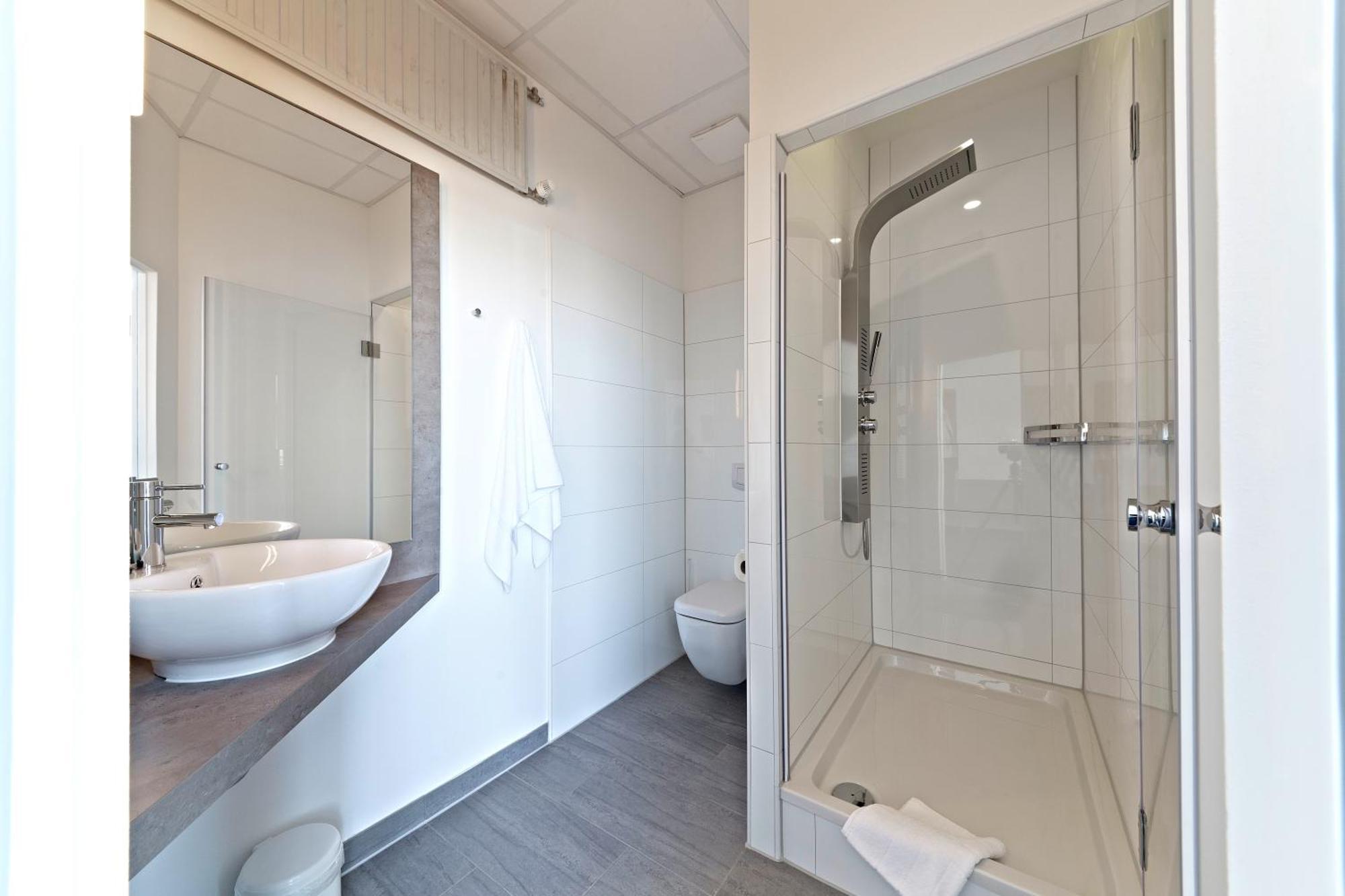 Road House Hotel Paderborn Bagian luar foto
