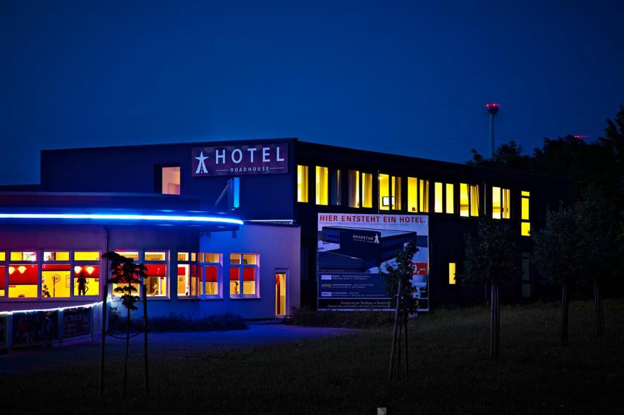 Road House Hotel Paderborn Bagian luar foto